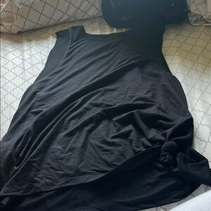 Elegant Black Sleeveless Dress